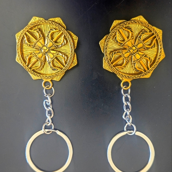 A Pair  Of  Gorgeous RotatingBuddhist  key chain For Couples New without Tags - Picture 4 of 4